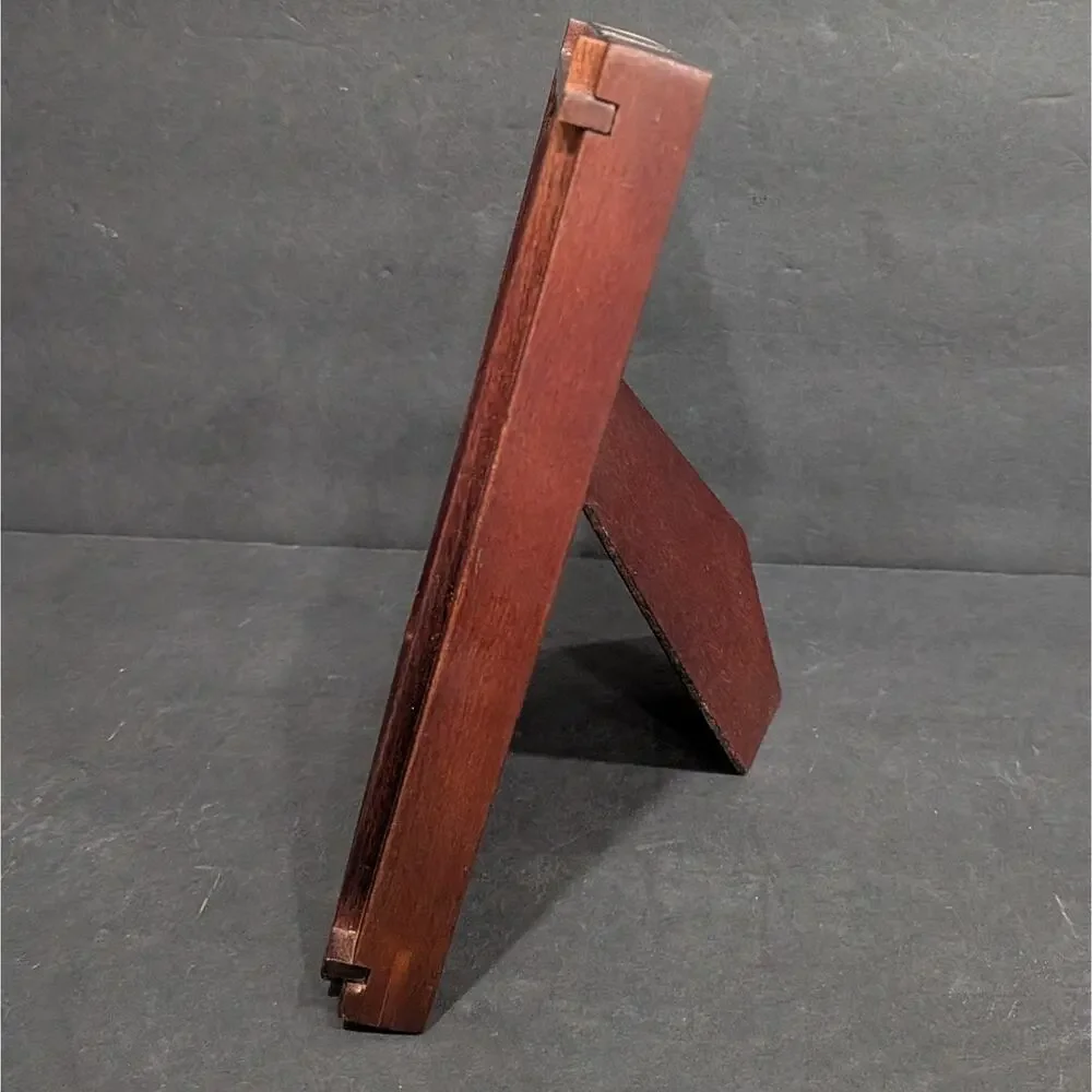 Vintage 5x7 Red Mahogany Hardwood Photo Frame Tramp Art Cross Corner Easel